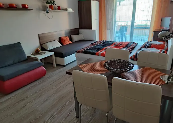 アパート Slnecne Podhájska