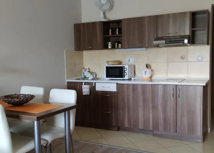 Slnecne * Podhájska